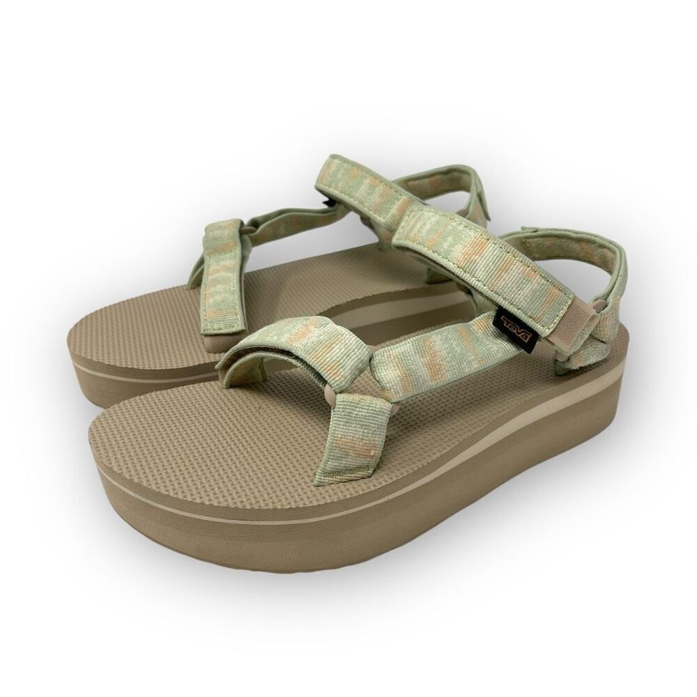 Teva Flatform Universal Platform Sandals 1008844 Women’s Size 9 Mint Green